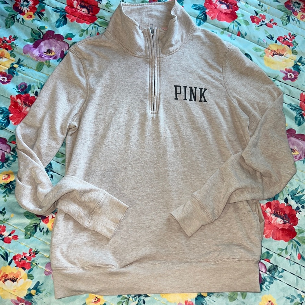 🟣Victoria Secret PINK Sweater ⚫️